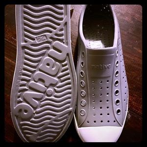 Natives w9/m7 grey and white. New with tags